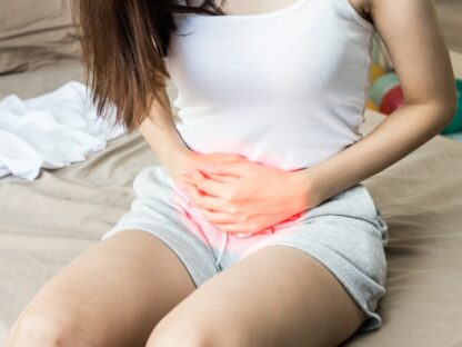 Cystitída woman,have,bladder,or,uti,pain,with,vaginal,problem,sitting