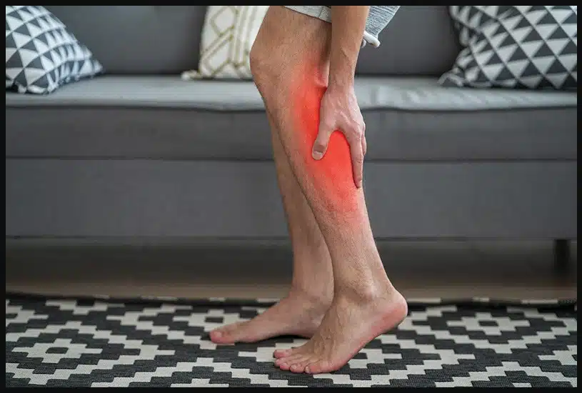 Trombóza nohy je krvná zrazenina , ktorá sa tvorí v žile hlboko v tele. Väčšina hlbokých žilových zrazenín sa vyskytuje v dolnej časti nohy alebo stehna.